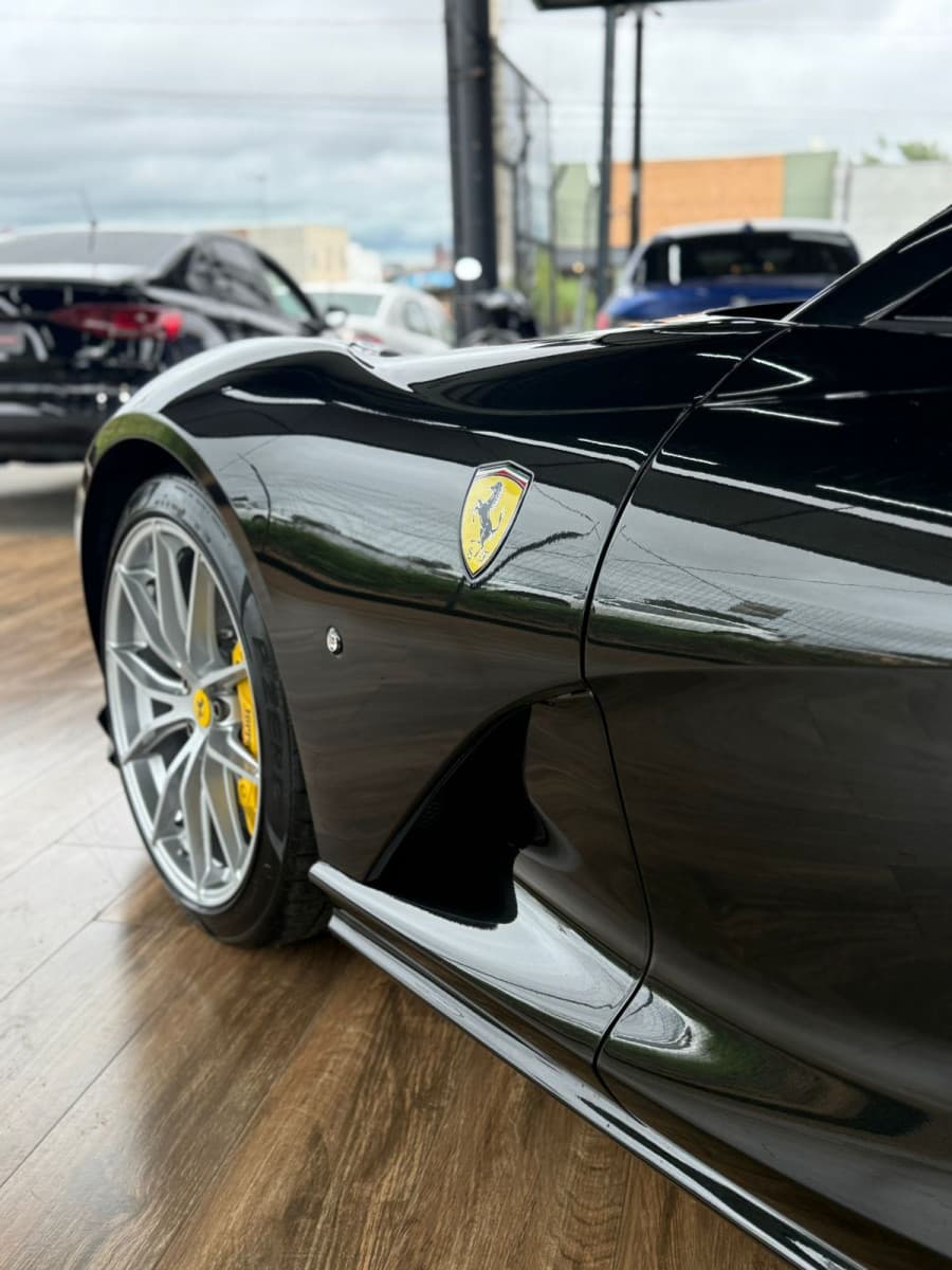 Ferrari 812