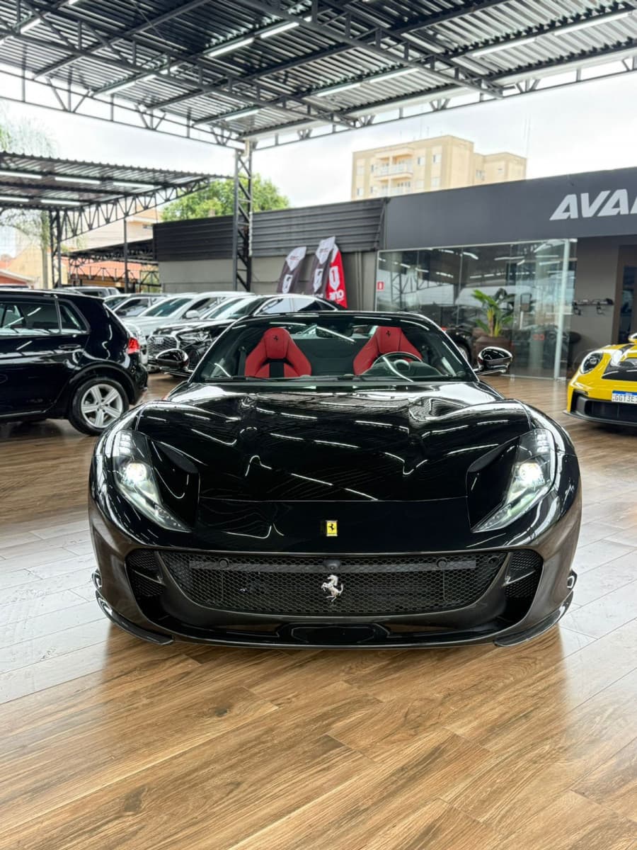 Ferrari 812