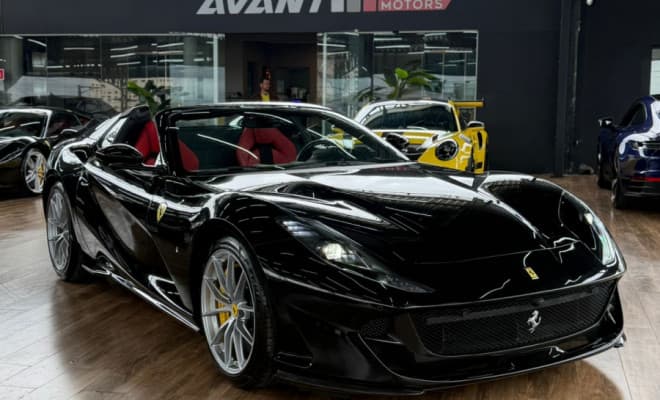 Ferrari 812