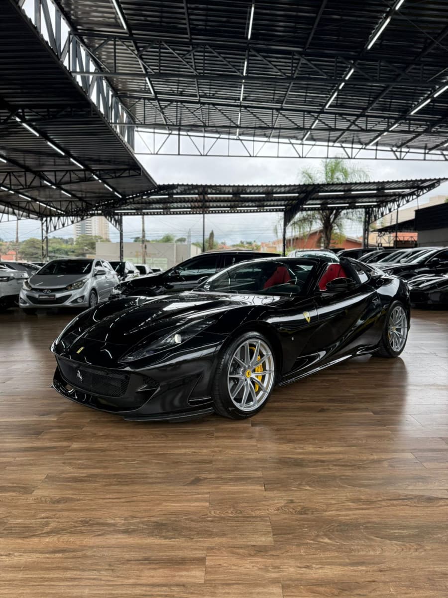 Ferrari 812
